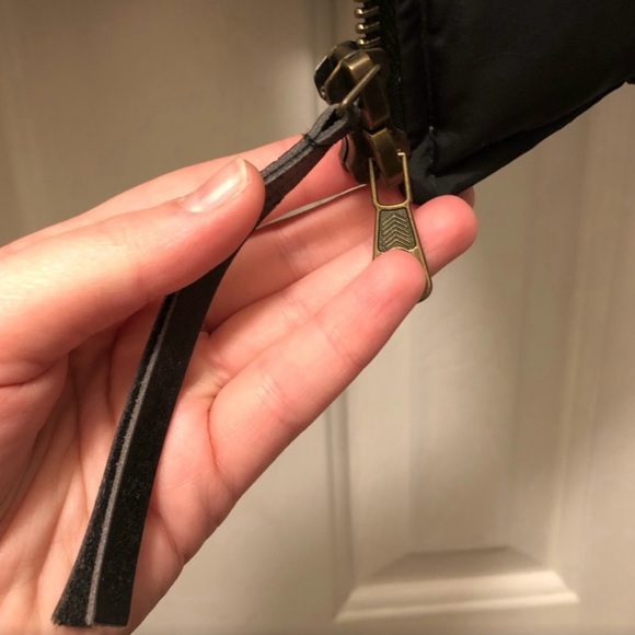 Puffer Jacket - Picture 5 of 9